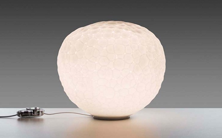 ARTEMIDE | METEORITE TABLE LAMP
